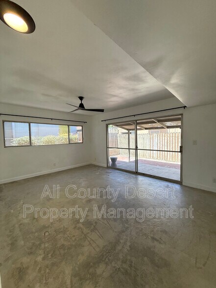Building Photo - 46075 Ocotillo Dr