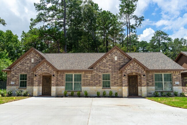 Building Photo - 2548 Appian Wy