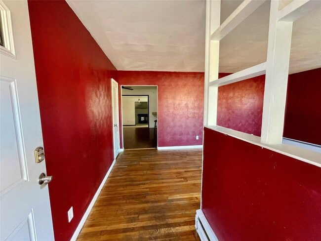 Building Photo - 705 N McKinley Ave