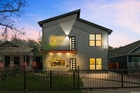 Building Photo - 117 Carle Ave