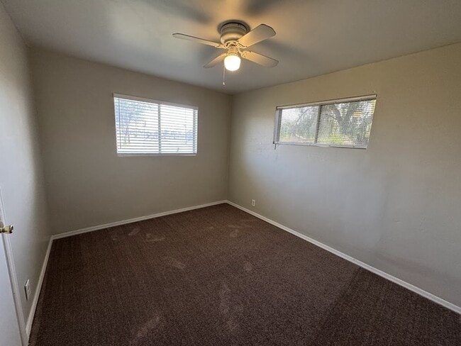 Building Photo - Central Phoenix 3br House