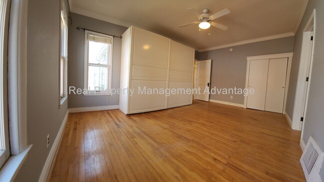 Building Photo - 4 Bedrooms, Endless Charm and Steps from D...