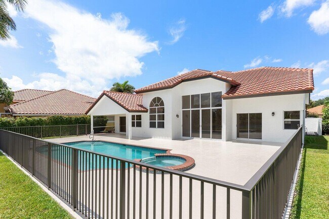 Building Photo - 20321 Hacienda Ct