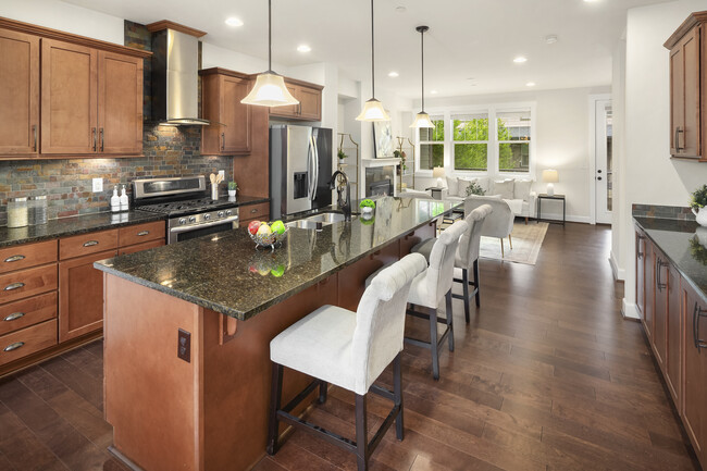 Building Photo - 1363 Chelsea Walk NE