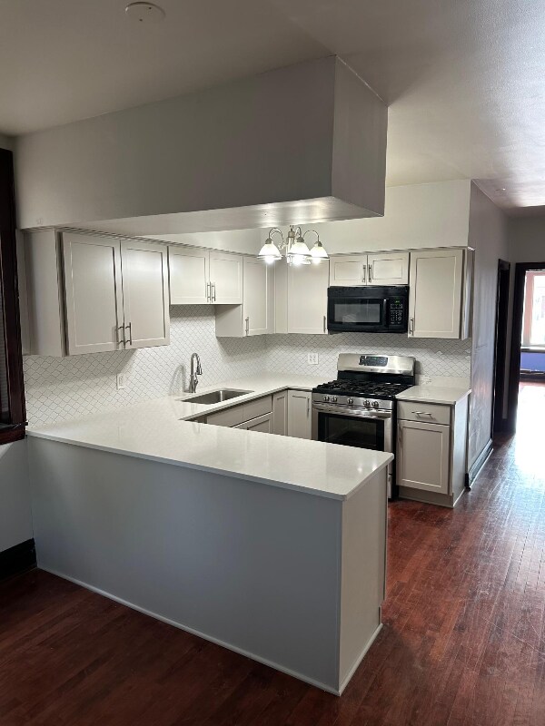 Building Photo - 4505 S St Louis Ave