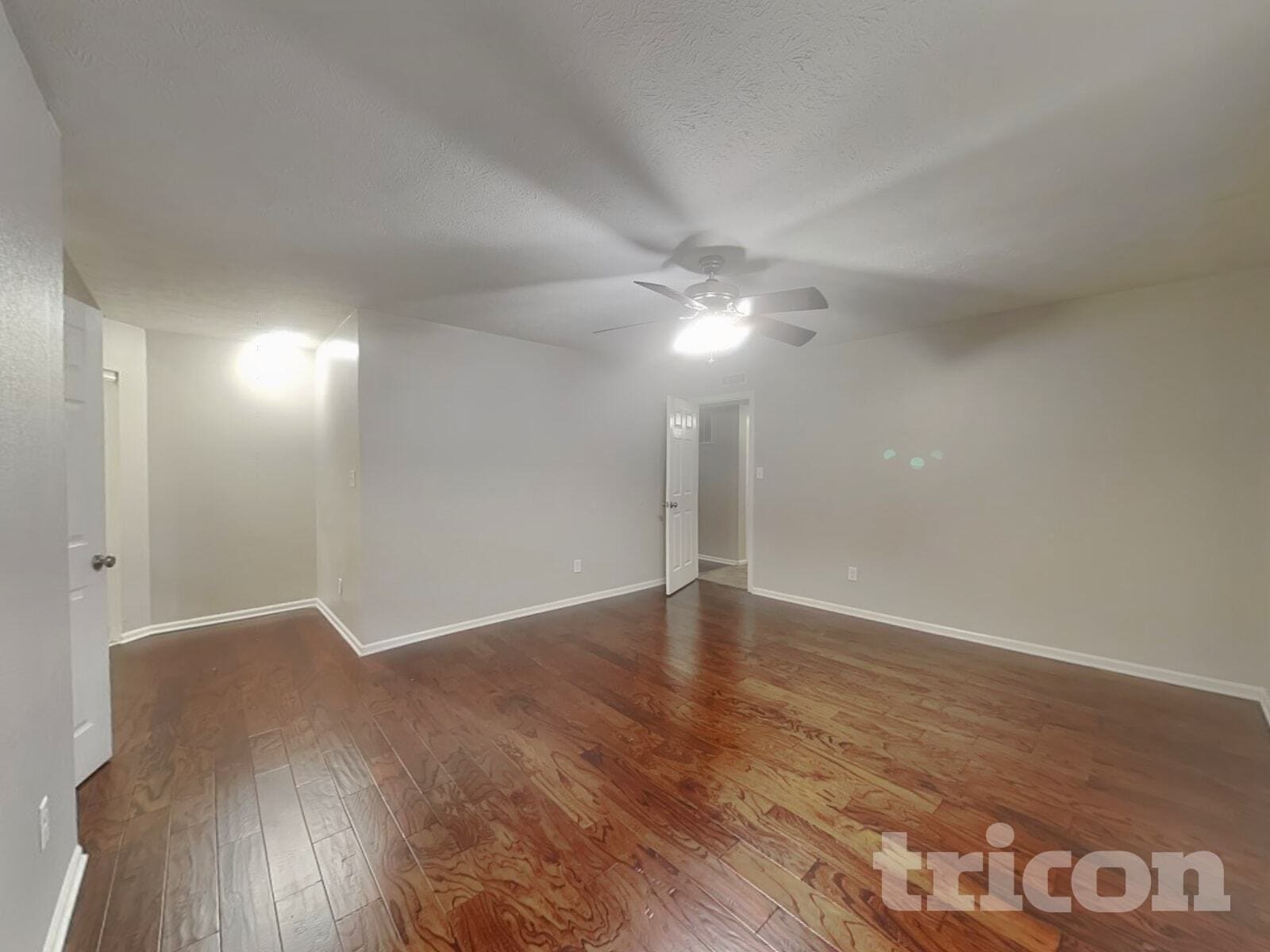 Building Photo - 3737 W 42nd Terrace