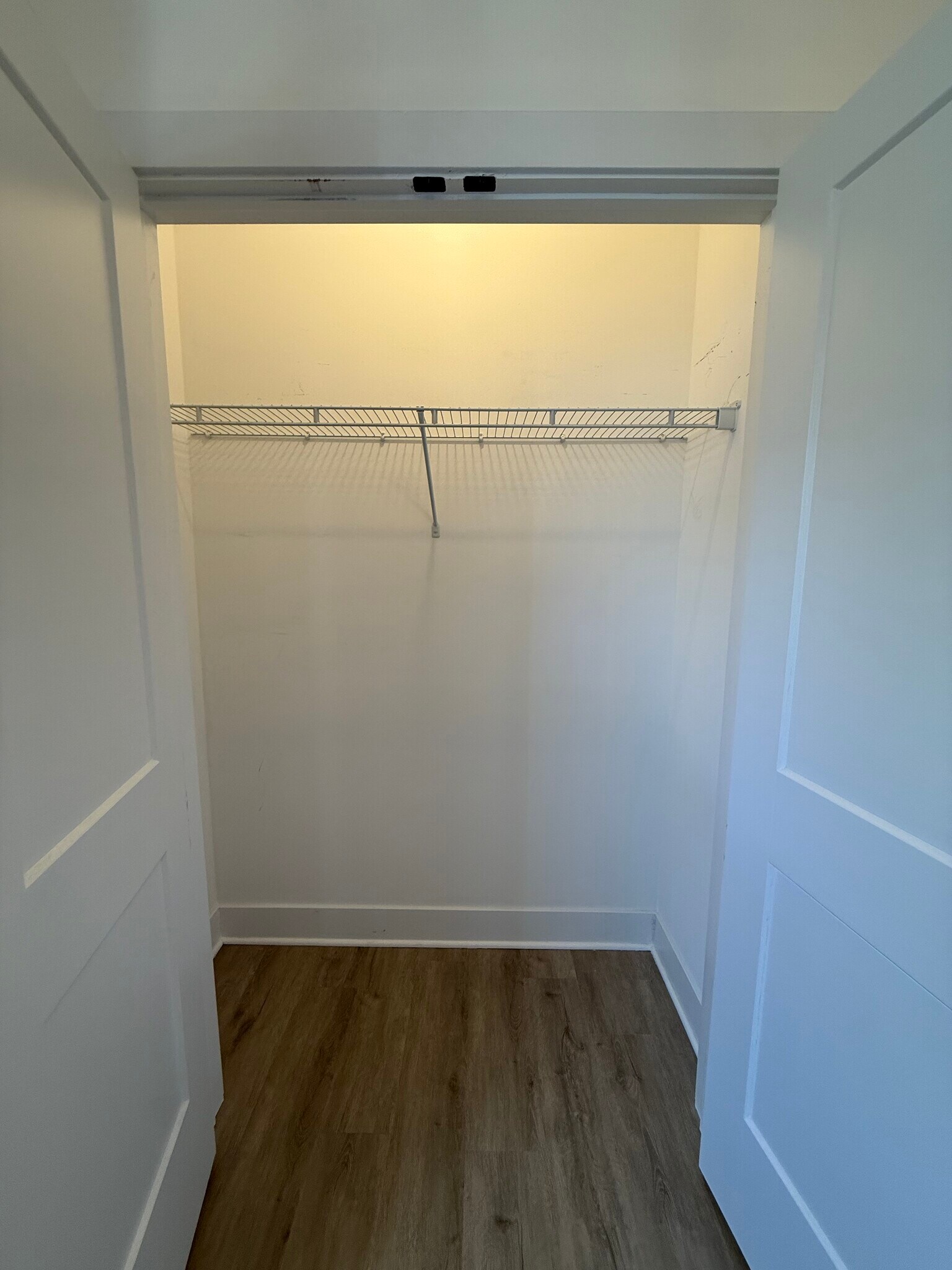 Building Photo - 4735 N Artesian Ave