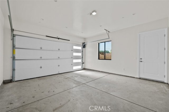 Building Photo - 12937 Kilikia Dr