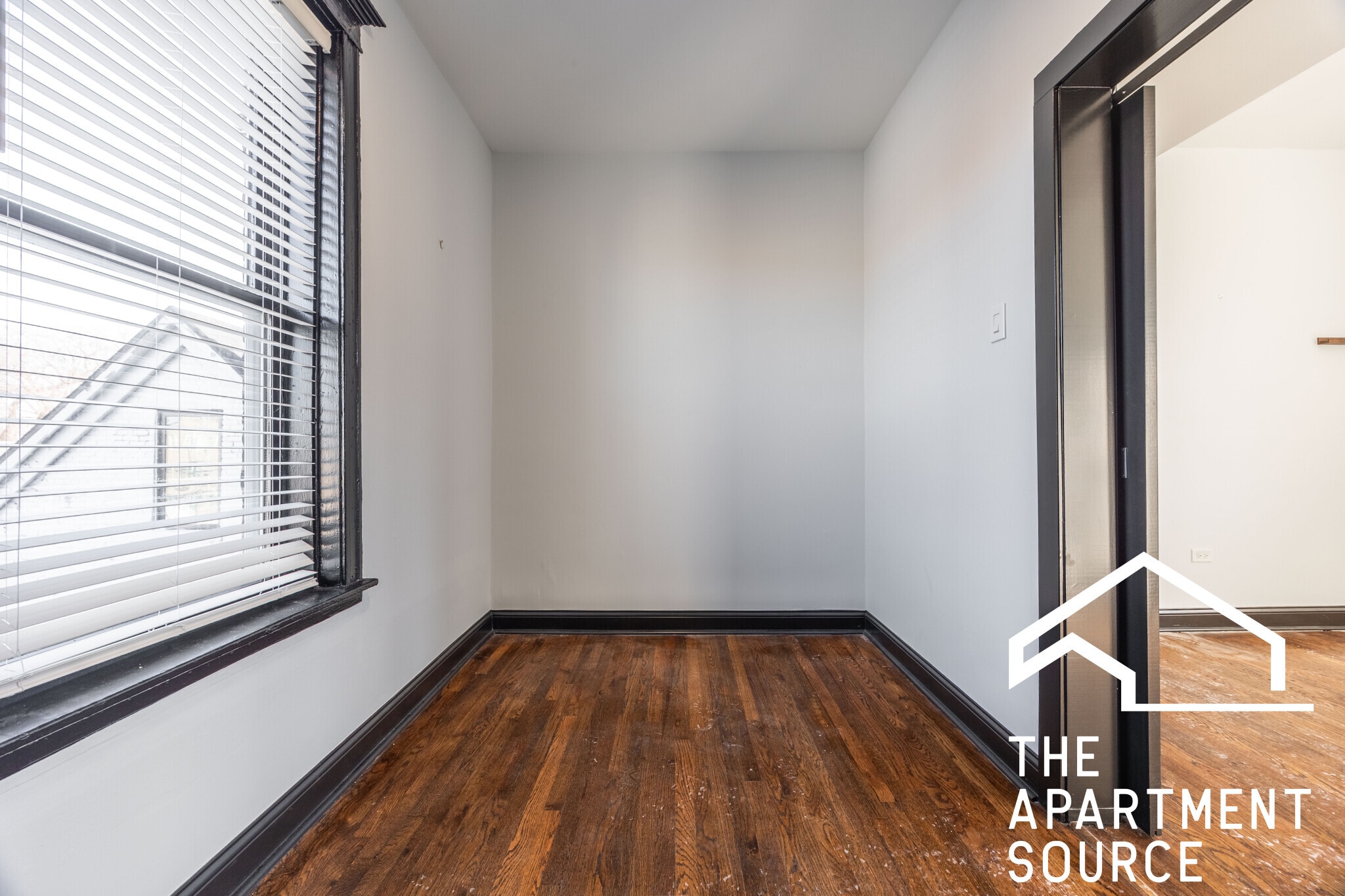 Building Photo - 2842 W Augusta Blvd