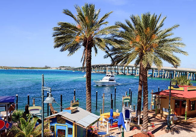 Building Photo - 4000 Gulf Terrace Dr