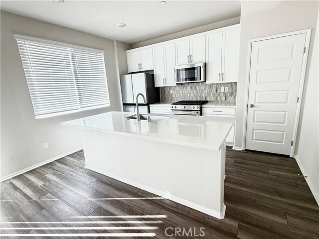 Building Photo - 2872 Schmidt Privado