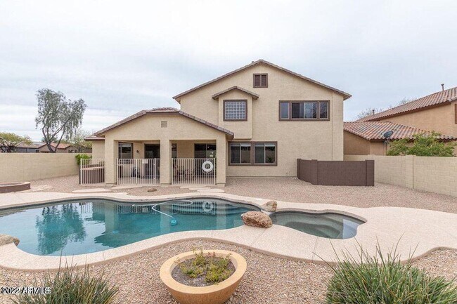 Building Photo - 2406 W Sienna Bouquet Pl
