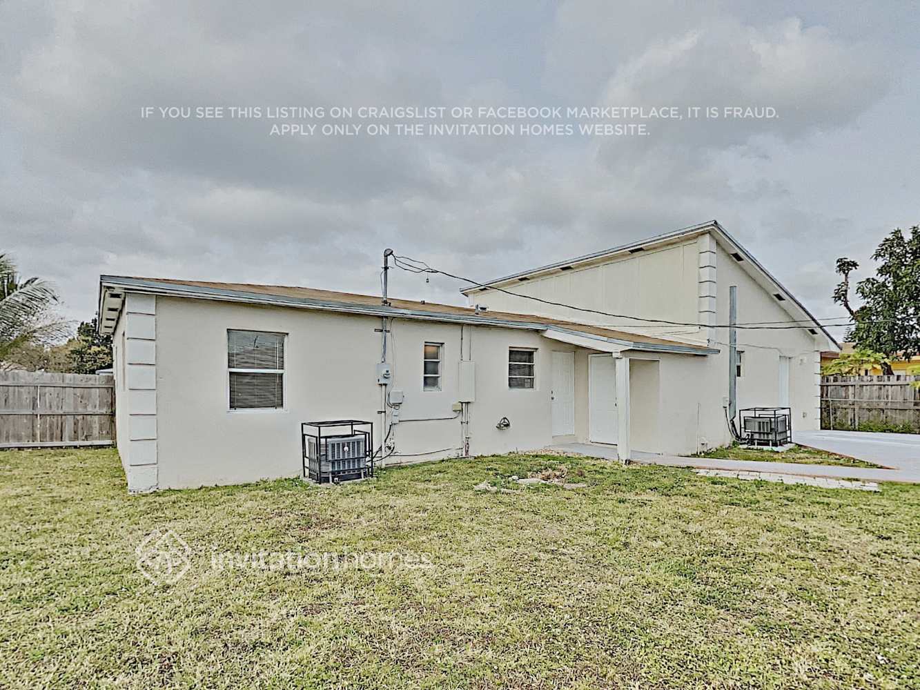 Building Photo - 13933 Madison St