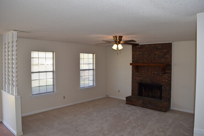 Building Photo - CHAPELWOOD SUBDIVISION!