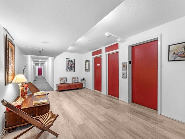 Building Photo - 505 Westcott St