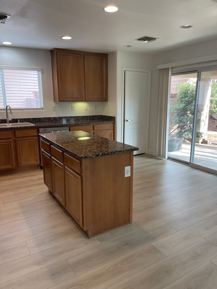 Building Photo - 3705 Sesto Ct