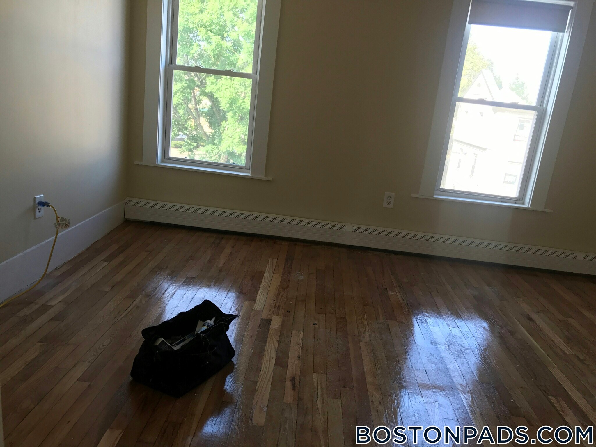 Building Photo - 53 W Seventh St