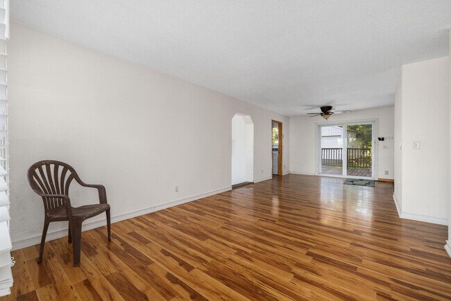 Building Photo - 274 Green Pond Rd