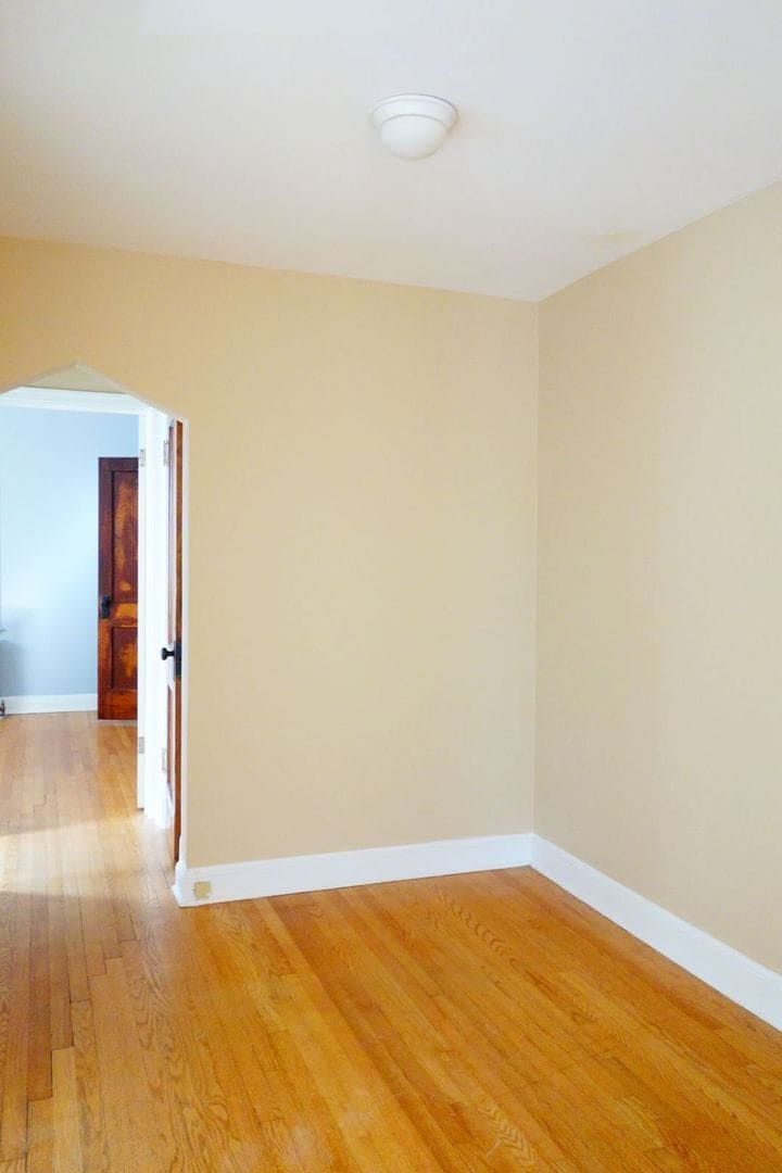 Building Photo - 8408 Greenwood Ave