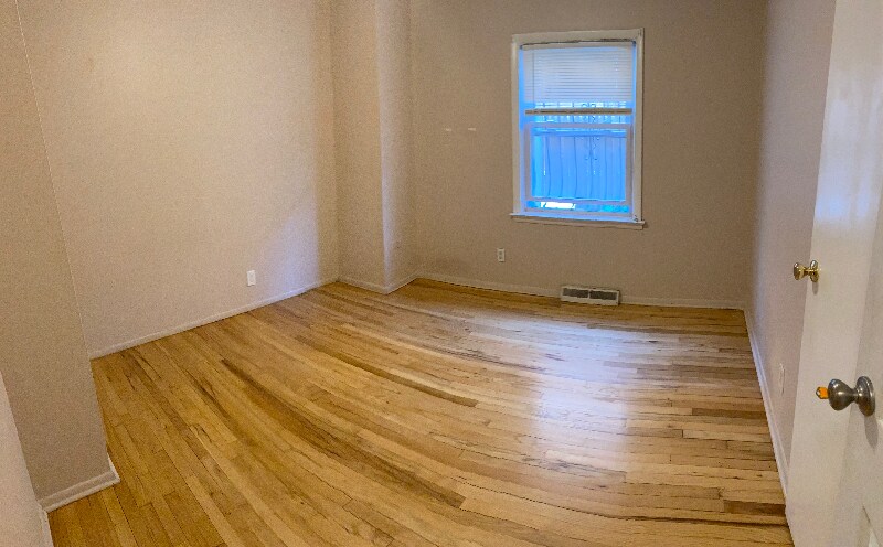 Building Photo - 166-24-124 Gothic Dr
