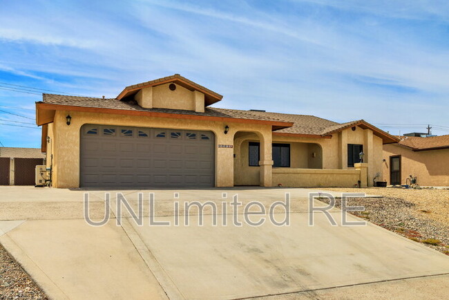 Building Photo - 2068 Palo Verde Blvd S