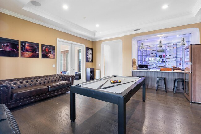 Building Photo - 17511 Cadena Dr