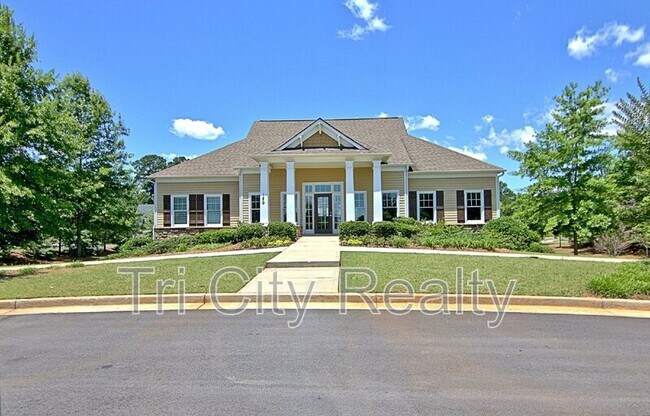 Building Photo - 111 Covington Terrace