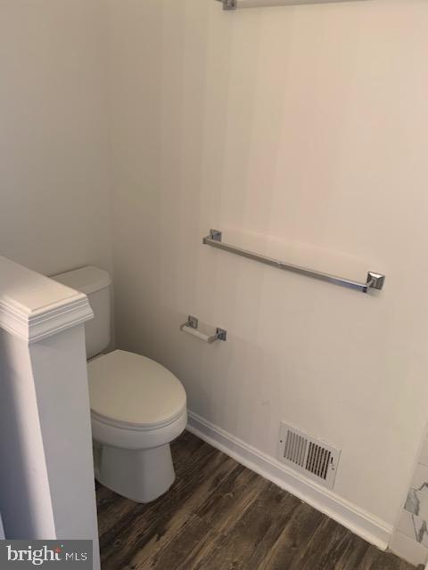 Building Photo - 4120 Vanderbilt Ct