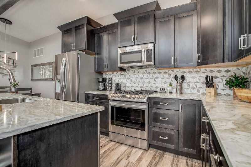 Building Photo - 1146 E Gudgell Ave