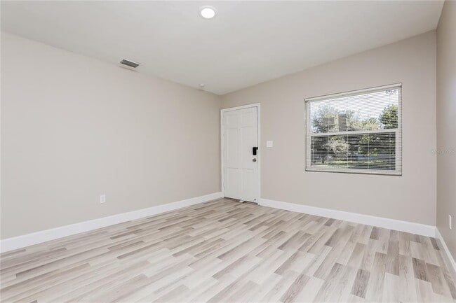 Building Photo - 5203 Montague Pl