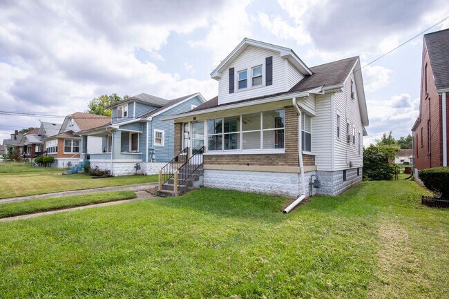 Building Photo - 616 Colorado Ave