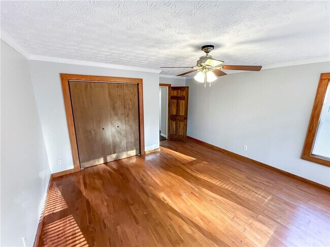 Building Photo - 3468 Cedar Valley Ct