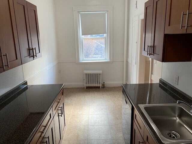 Building Photo - 2051 Commonwealth Ave