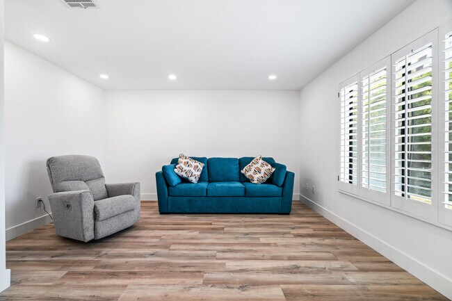 Building Photo - 79990 Camelback Dr