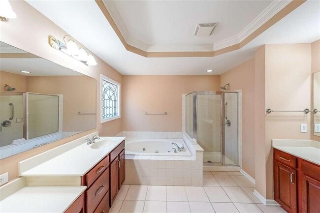 Building Photo - 1128 Southland Bluff