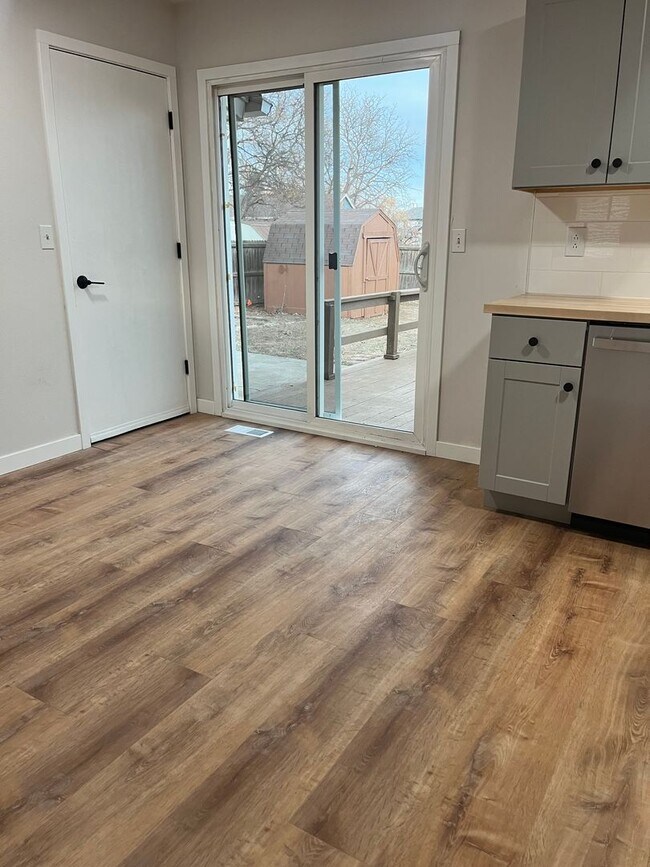 Building Photo - Fresh, Contemporary Remodel with Solar, Walk-In Closets & Great Outdoor Space