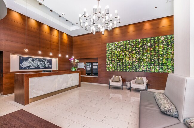 Building Photo - 1201 S Prairie Ave