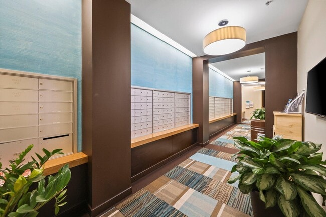 Building Photo - 550 Okeechobee Blvd