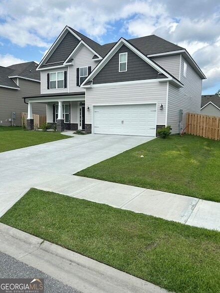 Building Photo - 135 Sams Dr