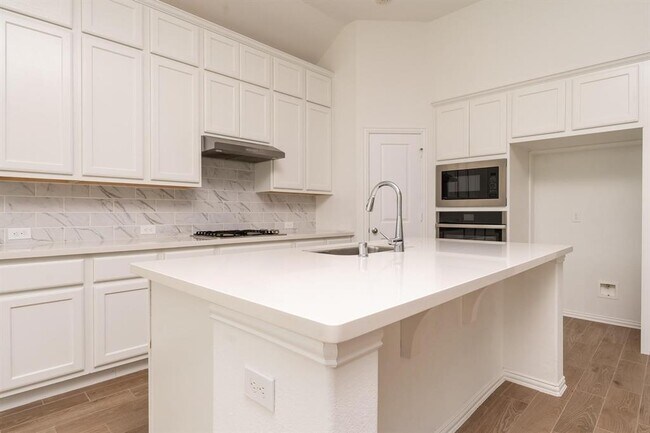 Building Photo - 30423 Agave Cir Ct
