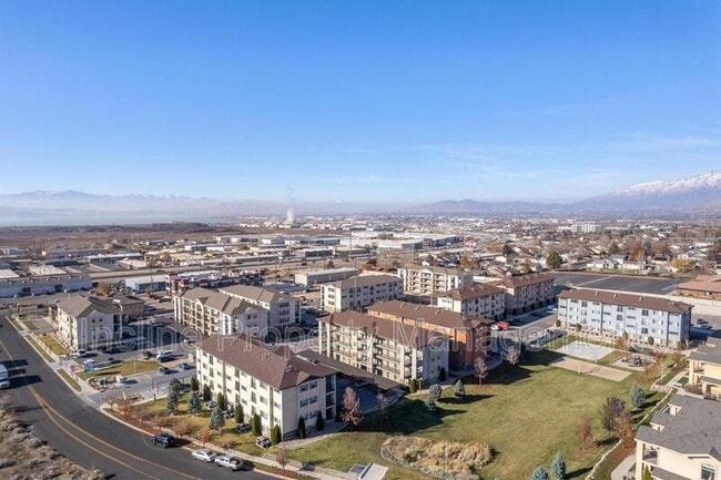 Building Photo - 1140 W 950 N