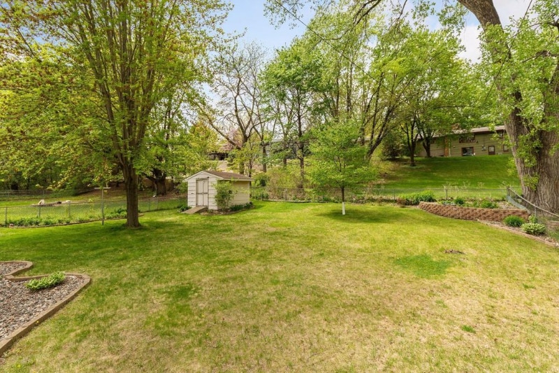 Building Photo - 656 17th Ave NW