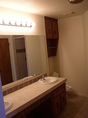 Building Photo - 105 Moody Cir