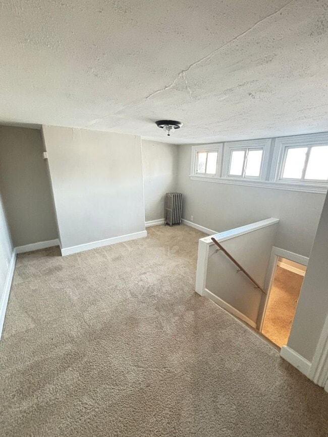 Building Photo - Spacious 3-Bedroom Apartment – 2nd Floor