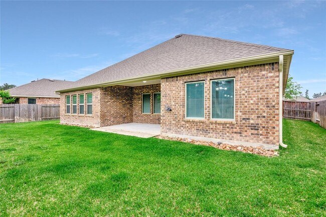 Building Photo - 30815 Berkshire Downs Dr