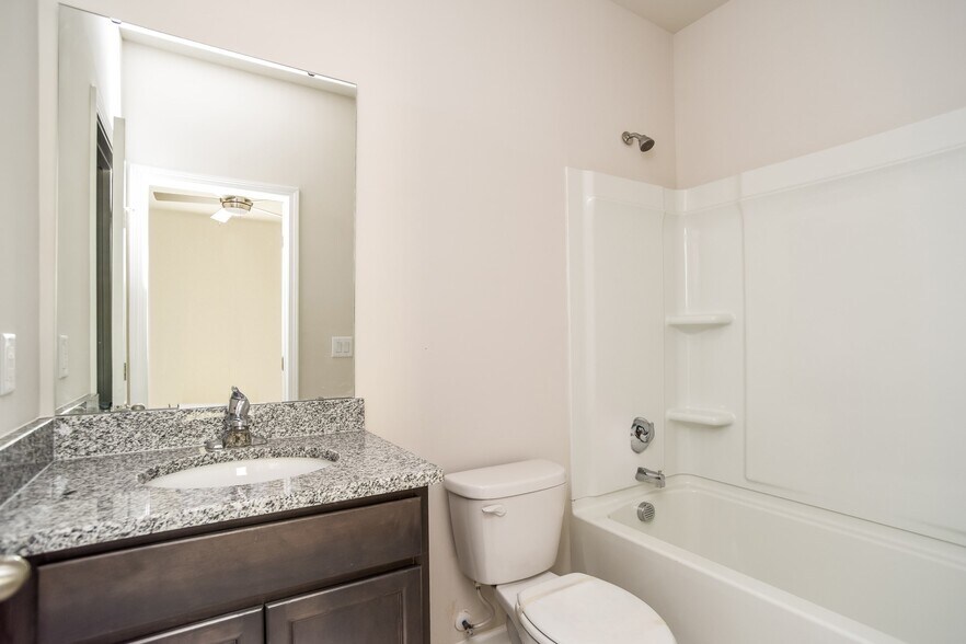 Building Photo - 1295 Warrens Way