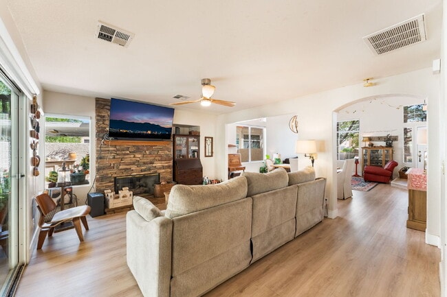 Building Photo - Summerlin 3 Bed / 2.5 Bath Home with Full Solar Panel Use! — Available October 5, 2026