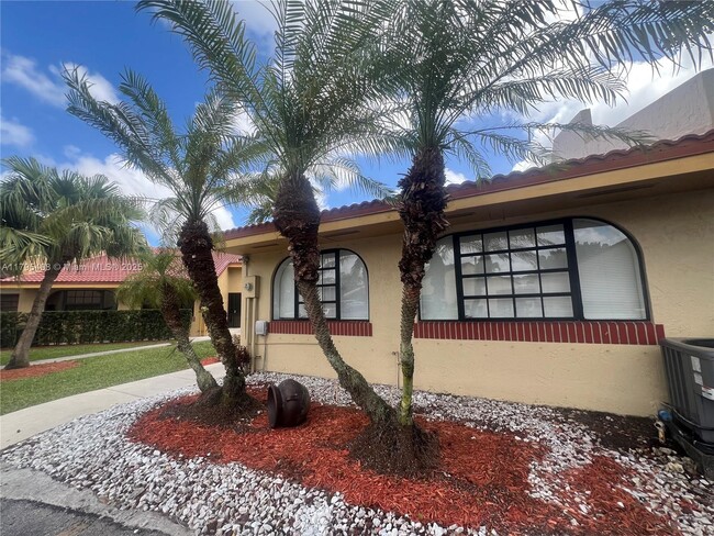 Building Photo - 11720 SW 103rd Ln