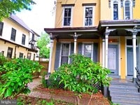 Building Photo - 317 N 33rd St