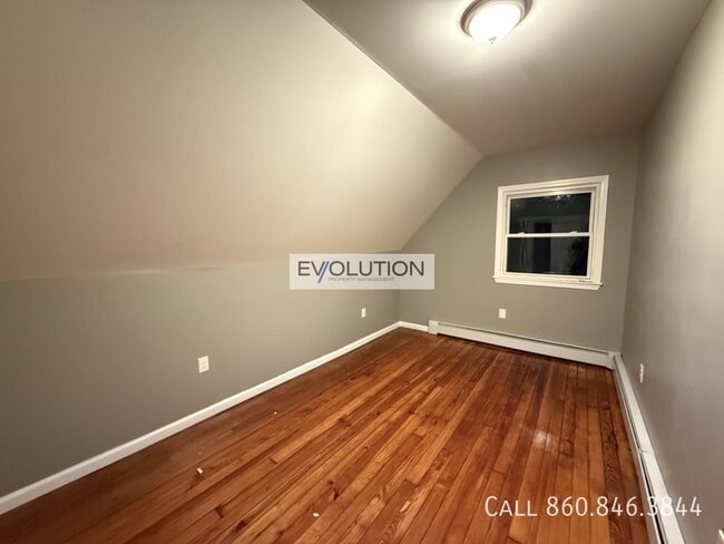 Building Photo - 1 Sterling St